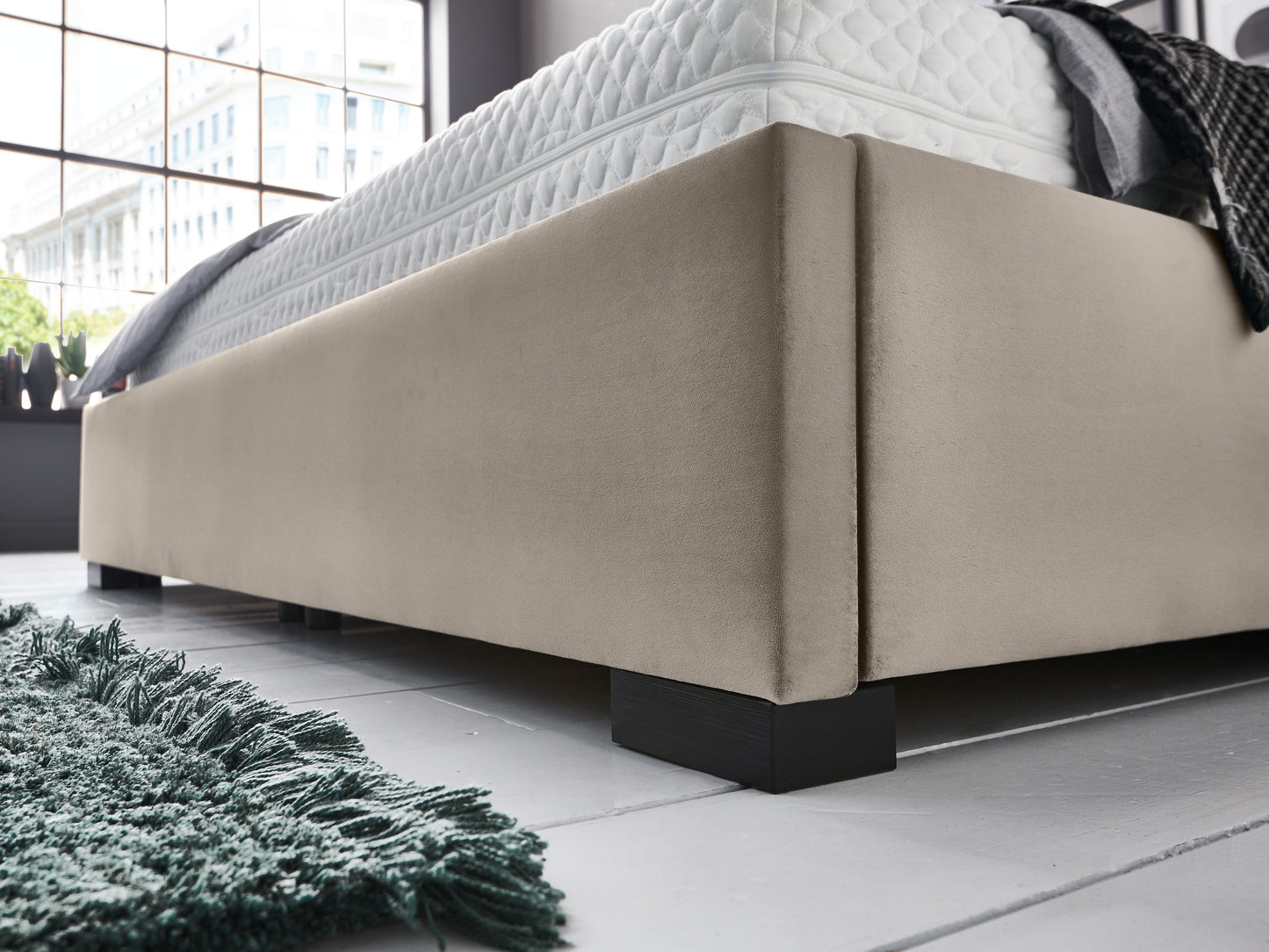 Taupe