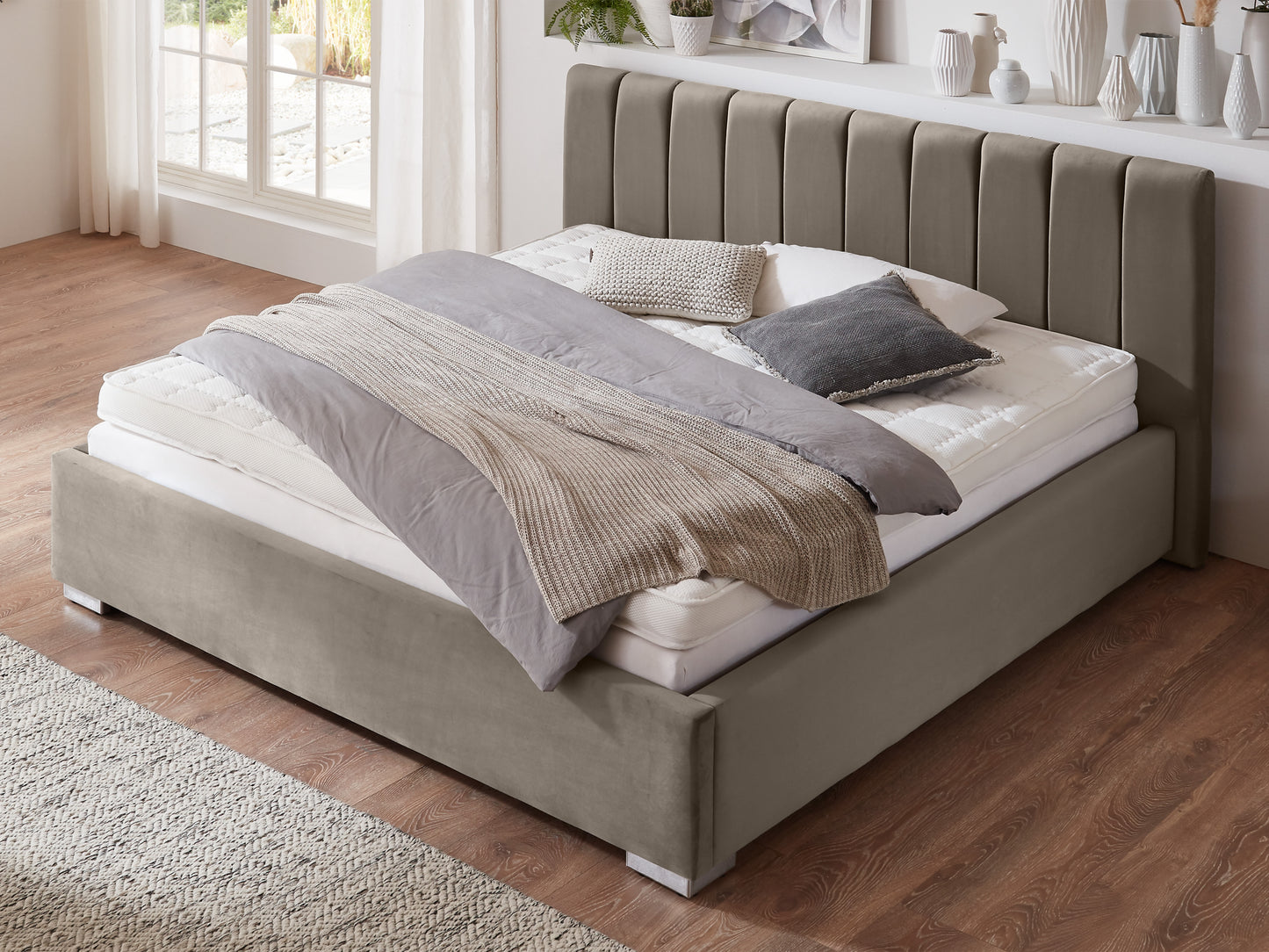 Taupe