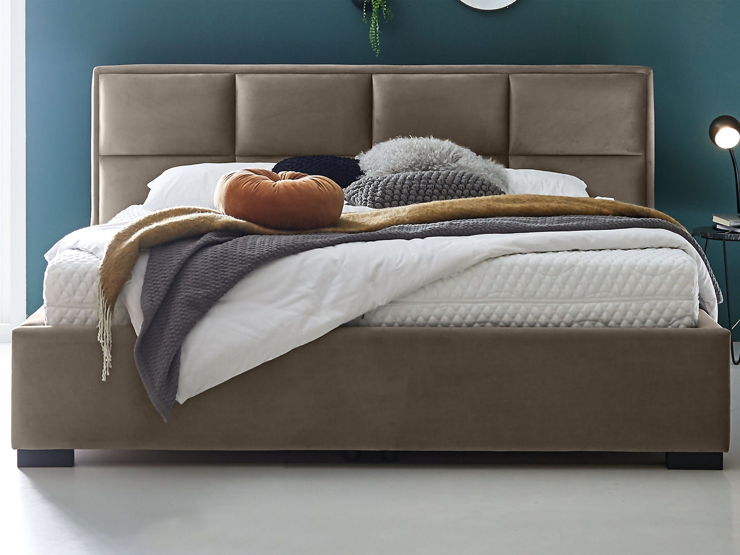 Taupe