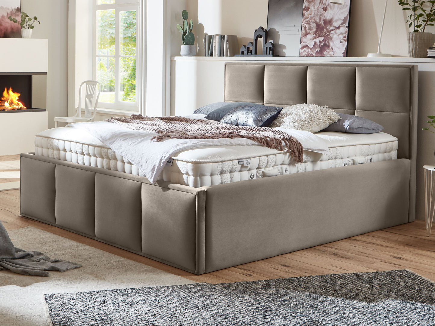Taupe