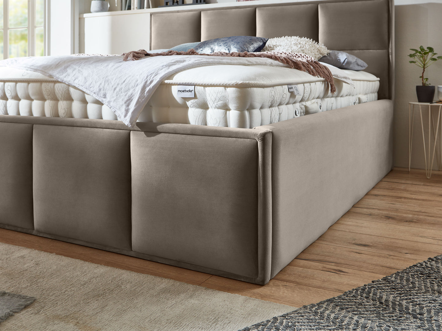 Taupe