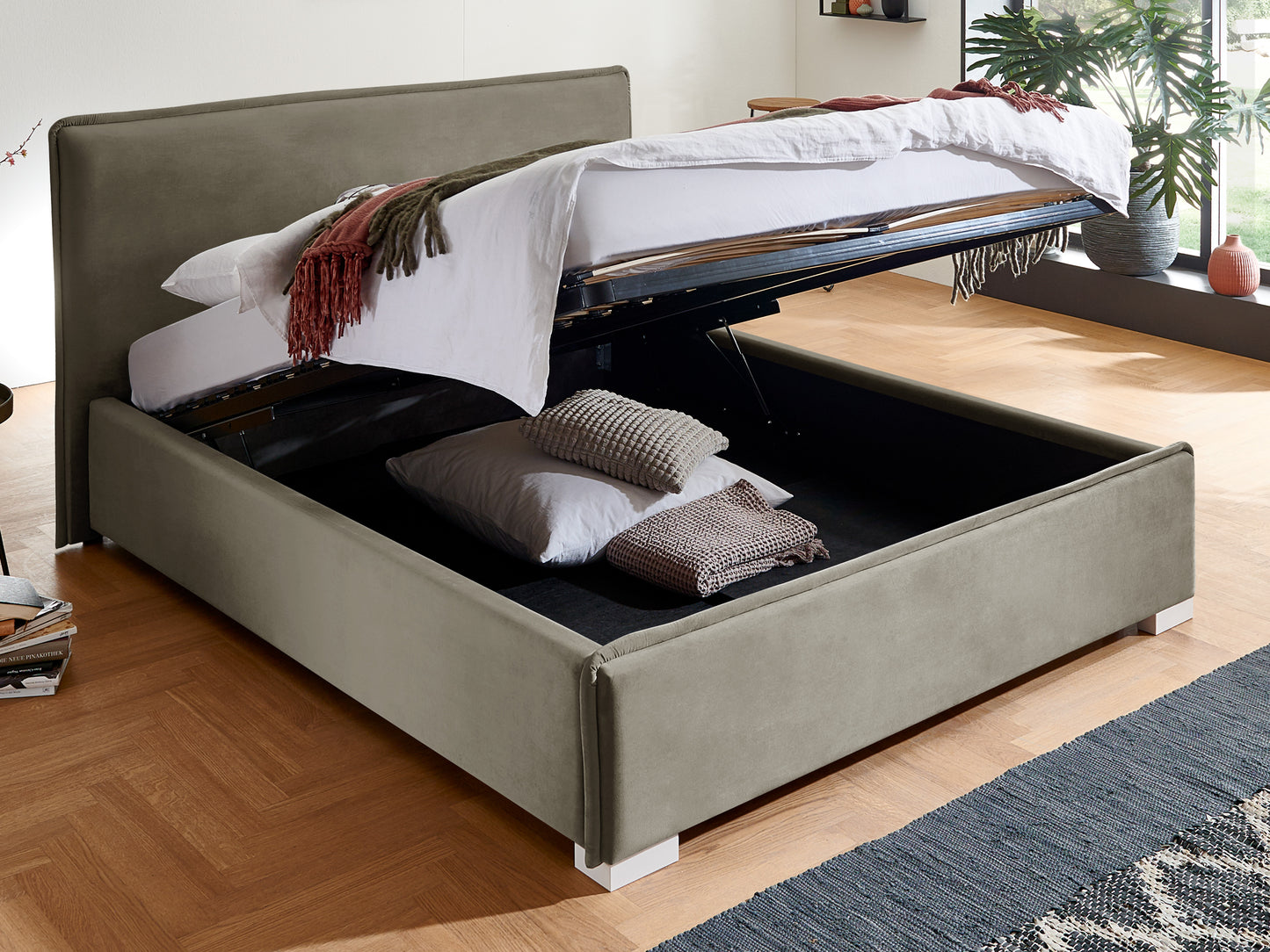 Taupe