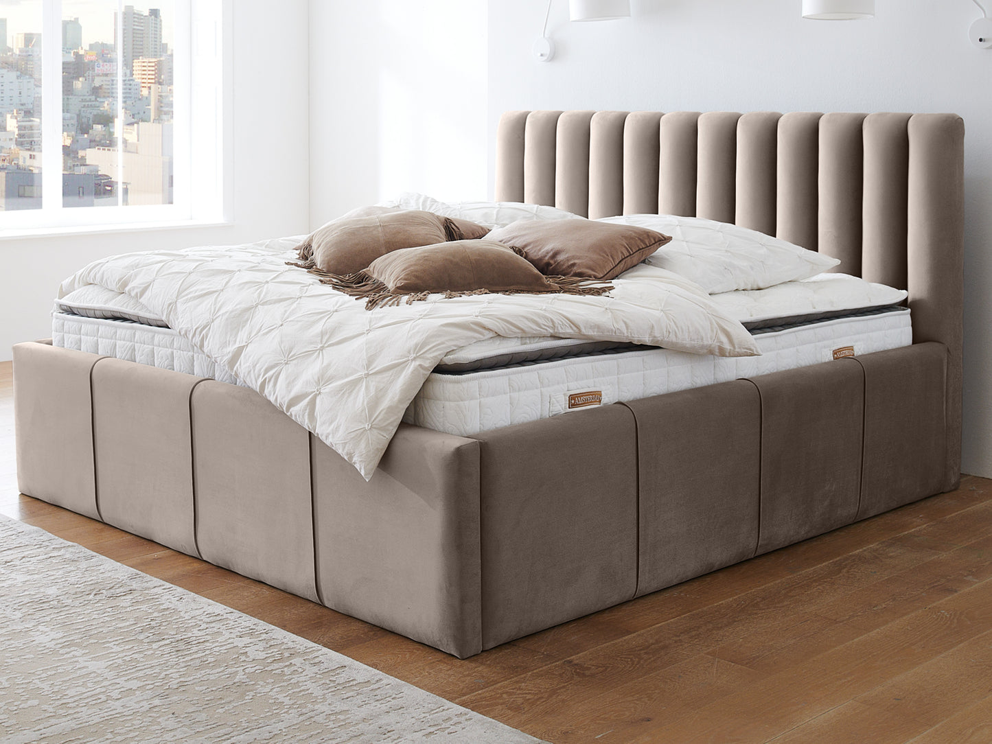 Taupe
