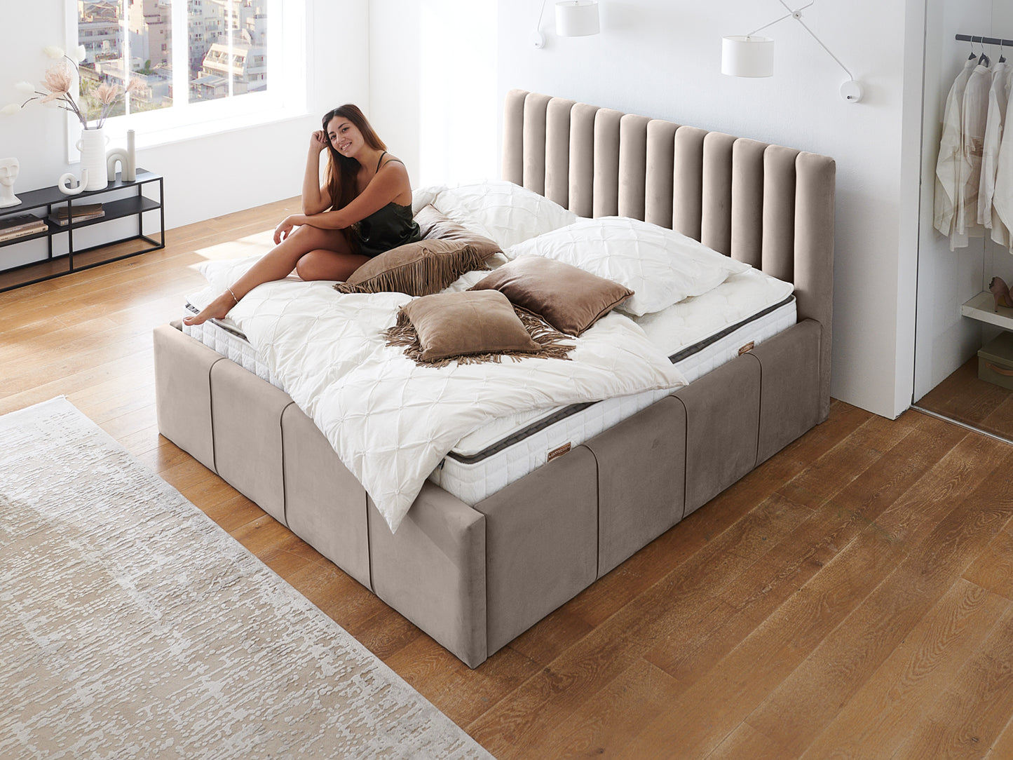 Taupe