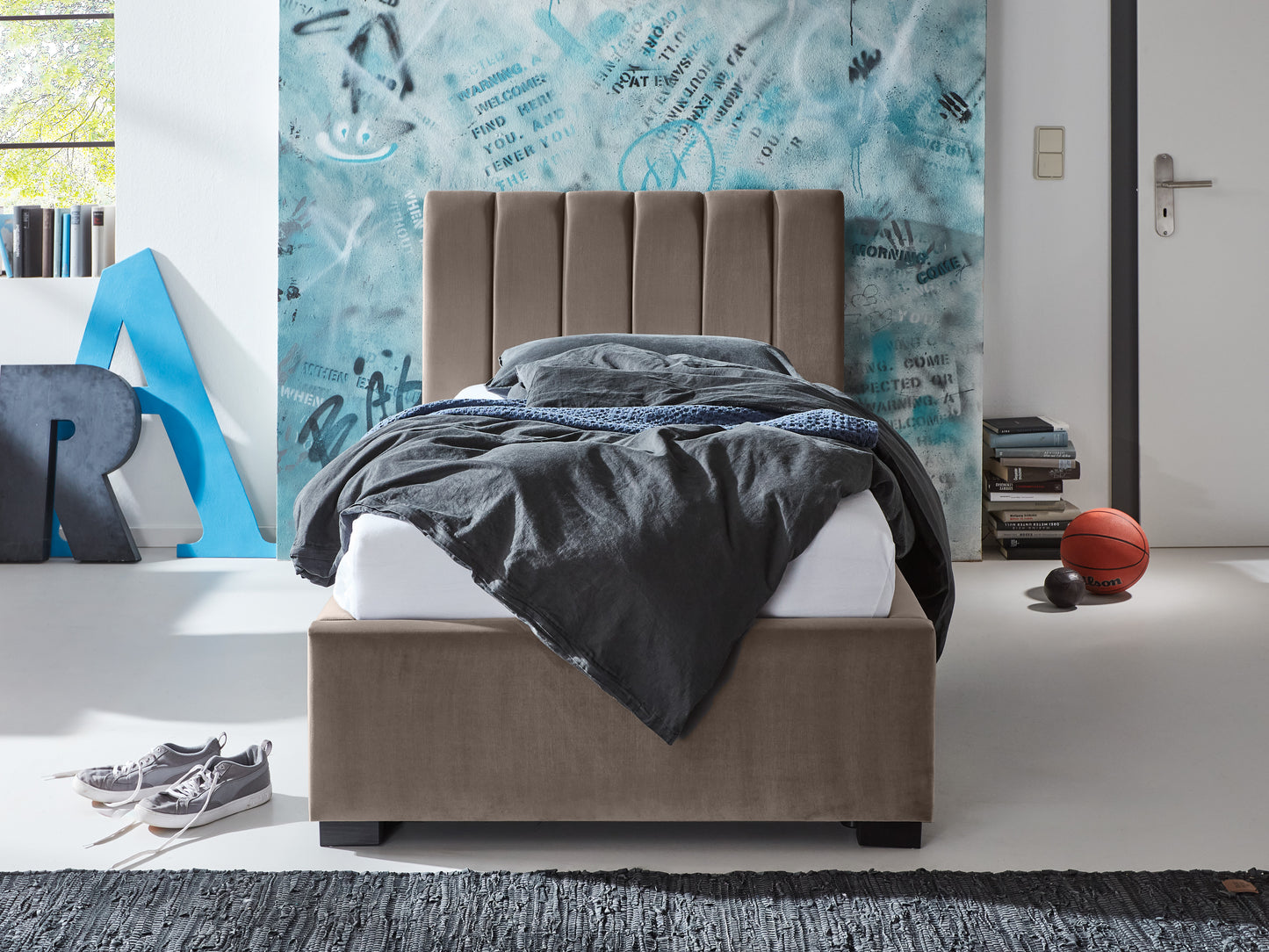 Taupe